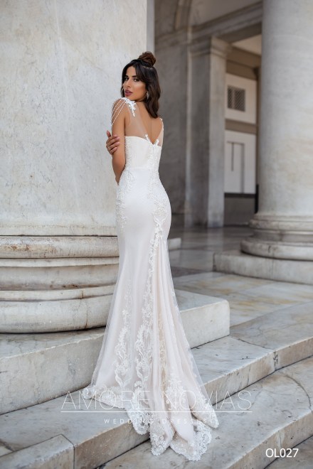 https://amore-novias.com/images/stories/virtuemart/product/OL027       (3).jpg